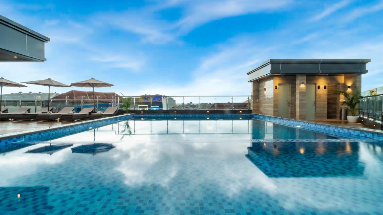 Pop! Hotel Teuku Umar Денпасар Екстериор снимка