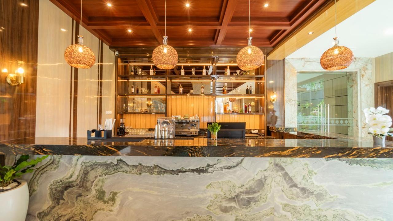 Pop! Hotel Teuku Umar Денпасар Екстериор снимка